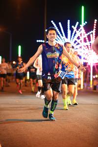 BIB: 472, 420
                            <button type="button" onclick="openModal(15225737)" class="btn btn-primary btn-sm float-right btn-popup" data-toggle="modal" data-target=".modal-high-quality">
                        <i class="fas fa-shopping-cart"></i> Add to Cart
                    </button>
                                            <button type="button" onclick="isThisMe(15225737, true)" class="btn btn-success btn-sm float-right btn-popup btn-isme hidden" data-toggle="tooltip" data-placement="bottom" title="นี่คือรูปของคุณใช่ไหม คลิกที่นี่เพื่อเอาเข้าอัลบั้ม">
                        <i class="fas fa-plus"></i> Add to album
                    </button>
                    <button type="button" onclick="isThisMe(15225737, false)" class="btn btn-warning btn-sm float-right btn-popup btn-isnotme hidden">
                        <i class="fas fa-ban"></i> Remove from album
                    </button>