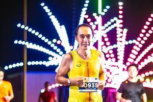 BIB: 00000, 0935
                            <button type="button" onclick="openModal(15869602)" class="btn btn-primary btn-sm float-right btn-popup" data-toggle="modal" data-target=".modal-high-quality">
                        <i class="fas fa-shopping-cart"></i> Add to Cart
                    </button>
                                            <button type="button" onclick="isThisMe(15869602, true)" class="btn btn-success btn-sm float-right btn-popup btn-isme hidden" data-toggle="tooltip" data-placement="bottom" title="นี่คือรูปของคุณใช่ไหม คลิกที่นี่เพื่อเอาเข้าอัลบั้ม">
                        <i class="fas fa-plus"></i> Add to album
                    </button>
                    <button type="button" onclick="isThisMe(15869602, false)" class="btn btn-warning btn-sm float-right btn-popup btn-isnotme hidden">
                        <i class="fas fa-ban"></i> Remove from album
                    </button>