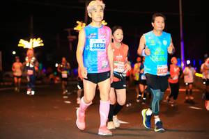 BIB: 5636, 0730, 27567
                            <button type="button" onclick="openModal(15772912)" class="btn btn-primary btn-sm float-right btn-popup" data-toggle="modal" data-target=".modal-high-quality">
                        <i class="fas fa-shopping-cart"></i> Add to Cart
                    </button>
                                            <button type="button" onclick="isThisMe(15772912, true)" class="btn btn-success btn-sm float-right btn-popup btn-isme hidden" data-toggle="tooltip" data-placement="bottom" title="นี่คือรูปของคุณใช่ไหม คลิกที่นี่เพื่อเอาเข้าอัลบั้ม">
                        <i class="fas fa-plus"></i> Add to album
                    </button>
                    <button type="button" onclick="isThisMe(15772912, false)" class="btn btn-warning btn-sm float-right btn-popup btn-isnotme hidden">
                        <i class="fas fa-ban"></i> Remove from album
                    </button>