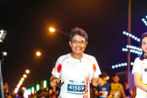 BIB: 41569
                            <button type="button" onclick="openModal(15870892)" class="btn btn-primary btn-sm float-right btn-popup" data-toggle="modal" data-target=".modal-high-quality">
                        <i class="fas fa-shopping-cart"></i> Add to Cart
                    </button>
                                            <button type="button" onclick="isThisMe(15870892, true)" class="btn btn-success btn-sm float-right btn-popup btn-isme hidden" data-toggle="tooltip" data-placement="bottom" title="นี่คือรูปของคุณใช่ไหม คลิกที่นี่เพื่อเอาเข้าอัลบั้ม">
                        <i class="fas fa-plus"></i> Add to album
                    </button>
                    <button type="button" onclick="isThisMe(15870892, false)" class="btn btn-warning btn-sm float-right btn-popup btn-isnotme hidden">
                        <i class="fas fa-ban"></i> Remove from album
                    </button>