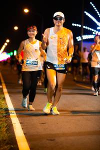 BIB: 1906, 47300
                            <button type="button" onclick="openModal(15763876)" class="btn btn-primary btn-sm float-right btn-popup" data-toggle="modal" data-target=".modal-high-quality">
                        <i class="fas fa-shopping-cart"></i> Add to Cart
                    </button>
                                            <button type="button" onclick="isThisMe(15763876, true)" class="btn btn-success btn-sm float-right btn-popup btn-isme hidden" data-toggle="tooltip" data-placement="bottom" title="นี่คือรูปของคุณใช่ไหม คลิกที่นี่เพื่อเอาเข้าอัลบั้ม">
                        <i class="fas fa-plus"></i> Add to album
                    </button>
                    <button type="button" onclick="isThisMe(15763876, false)" class="btn btn-warning btn-sm float-right btn-popup btn-isnotme hidden">
                        <i class="fas fa-ban"></i> Remove from album
                    </button>