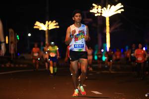 BIB: 45107
                            <button type="button" onclick="openModal(15359178)" class="btn btn-primary btn-sm float-right btn-popup" data-toggle="modal" data-target=".modal-high-quality">
                        <i class="fas fa-shopping-cart"></i> Add to Cart
                    </button>
                                            <button type="button" onclick="isThisMe(15359178, true)" class="btn btn-success btn-sm float-right btn-popup btn-isme hidden" data-toggle="tooltip" data-placement="bottom" title="นี่คือรูปของคุณใช่ไหม คลิกที่นี่เพื่อเอาเข้าอัลบั้ม">
                        <i class="fas fa-plus"></i> Add to album
                    </button>
                    <button type="button" onclick="isThisMe(15359178, false)" class="btn btn-warning btn-sm float-right btn-popup btn-isnotme hidden">
                        <i class="fas fa-ban"></i> Remove from album
                    </button>