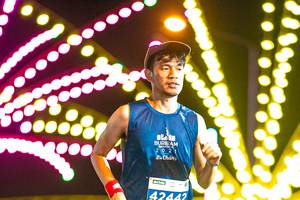 BIB: 42442
                            <button type="button" onclick="openModal(15871061)" class="btn btn-primary btn-sm float-right btn-popup" data-toggle="modal" data-target=".modal-high-quality">
                        <i class="fas fa-shopping-cart"></i> Add to Cart
                    </button>
                                            <button type="button" onclick="isThisMe(15871061, true)" class="btn btn-success btn-sm float-right btn-popup btn-isme hidden" data-toggle="tooltip" data-placement="bottom" title="นี่คือรูปของคุณใช่ไหม คลิกที่นี่เพื่อเอาเข้าอัลบั้ม">
                        <i class="fas fa-plus"></i> Add to album
                    </button>
                    <button type="button" onclick="isThisMe(15871061, false)" class="btn btn-warning btn-sm float-right btn-popup btn-isnotme hidden">
                        <i class="fas fa-ban"></i> Remove from album
                    </button>