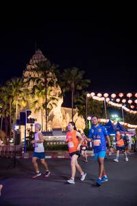 BIB: 1914
                            <button type="button" onclick="openModal(15603668)" class="btn btn-primary btn-sm float-right btn-popup" data-toggle="modal" data-target=".modal-high-quality">
                        <i class="fas fa-shopping-cart"></i> Add to Cart
                    </button>
                                            <button type="button" onclick="isThisMe(15603668, true)" class="btn btn-success btn-sm float-right btn-popup btn-isme hidden" data-toggle="tooltip" data-placement="bottom" title="นี่คือรูปของคุณใช่ไหม คลิกที่นี่เพื่อเอาเข้าอัลบั้ม">
                        <i class="fas fa-plus"></i> Add to album
                    </button>
                    <button type="button" onclick="isThisMe(15603668, false)" class="btn btn-warning btn-sm float-right btn-popup btn-isnotme hidden">
                        <i class="fas fa-ban"></i> Remove from album
                    </button>