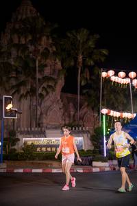 BIB: 080
                            <button type="button" onclick="openModal(15622584)" class="btn btn-primary btn-sm float-right btn-popup" data-toggle="modal" data-target=".modal-high-quality">
                        <i class="fas fa-shopping-cart"></i> Add to Cart
                    </button>
                                            <button type="button" onclick="isThisMe(15622584, true)" class="btn btn-success btn-sm float-right btn-popup btn-isme hidden" data-toggle="tooltip" data-placement="bottom" title="นี่คือรูปของคุณใช่ไหม คลิกที่นี่เพื่อเอาเข้าอัลบั้ม">
                        <i class="fas fa-plus"></i> Add to album
                    </button>
                    <button type="button" onclick="isThisMe(15622584, false)" class="btn btn-warning btn-sm float-right btn-popup btn-isnotme hidden">
                        <i class="fas fa-ban"></i> Remove from album
                    </button>