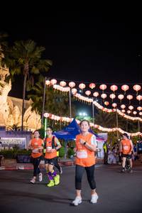 BIB: 076
                            <button type="button" onclick="openModal(15599083)" class="btn btn-primary btn-sm float-right btn-popup" data-toggle="modal" data-target=".modal-high-quality">
                        <i class="fas fa-shopping-cart"></i> Add to Cart
                    </button>
                                            <button type="button" onclick="isThisMe(15599083, true)" class="btn btn-success btn-sm float-right btn-popup btn-isme hidden" data-toggle="tooltip" data-placement="bottom" title="นี่คือรูปของคุณใช่ไหม คลิกที่นี่เพื่อเอาเข้าอัลบั้ม">
                        <i class="fas fa-plus"></i> Add to album
                    </button>
                    <button type="button" onclick="isThisMe(15599083, false)" class="btn btn-warning btn-sm float-right btn-popup btn-isnotme hidden">
                        <i class="fas fa-ban"></i> Remove from album
                    </button>