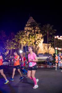 BIB: 4015
                            <button type="button" onclick="openModal(15622027)" class="btn btn-primary btn-sm float-right btn-popup" data-toggle="modal" data-target=".modal-high-quality">
                        <i class="fas fa-shopping-cart"></i> Add to Cart
                    </button>
                                            <button type="button" onclick="isThisMe(15622027, true)" class="btn btn-success btn-sm float-right btn-popup btn-isme hidden" data-toggle="tooltip" data-placement="bottom" title="นี่คือรูปของคุณใช่ไหม คลิกที่นี่เพื่อเอาเข้าอัลบั้ม">
                        <i class="fas fa-plus"></i> Add to album
                    </button>
                    <button type="button" onclick="isThisMe(15622027, false)" class="btn btn-warning btn-sm float-right btn-popup btn-isnotme hidden">
                        <i class="fas fa-ban"></i> Remove from album
                    </button>