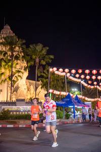 BIB: 0904
                            <button type="button" onclick="openModal(15678317)" class="btn btn-primary btn-sm float-right btn-popup" data-toggle="modal" data-target=".modal-high-quality">
                        <i class="fas fa-shopping-cart"></i> Add to Cart
                    </button>
                                            <button type="button" onclick="isThisMe(15678317, true)" class="btn btn-success btn-sm float-right btn-popup btn-isme hidden" data-toggle="tooltip" data-placement="bottom" title="นี่คือรูปของคุณใช่ไหม คลิกที่นี่เพื่อเอาเข้าอัลบั้ม">
                        <i class="fas fa-plus"></i> Add to album
                    </button>
                    <button type="button" onclick="isThisMe(15678317, false)" class="btn btn-warning btn-sm float-right btn-popup btn-isnotme hidden">
                        <i class="fas fa-ban"></i> Remove from album
                    </button>