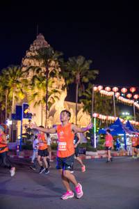 BIB: 7246
                            <button type="button" onclick="openModal(15706175)" class="btn btn-primary btn-sm float-right btn-popup" data-toggle="modal" data-target=".modal-high-quality">
                        <i class="fas fa-shopping-cart"></i> Add to Cart
                    </button>
                                            <button type="button" onclick="isThisMe(15706175, true)" class="btn btn-success btn-sm float-right btn-popup btn-isme hidden" data-toggle="tooltip" data-placement="bottom" title="นี่คือรูปของคุณใช่ไหม คลิกที่นี่เพื่อเอาเข้าอัลบั้ม">
                        <i class="fas fa-plus"></i> Add to album
                    </button>
                    <button type="button" onclick="isThisMe(15706175, false)" class="btn btn-warning btn-sm float-right btn-popup btn-isnotme hidden">
                        <i class="fas fa-ban"></i> Remove from album
                    </button>