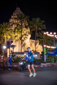 BIB: 5028
                            <button type="button" onclick="openModal(15220698)" class="btn btn-primary btn-sm float-right btn-popup" data-toggle="modal" data-target=".modal-high-quality">
                        <i class="fas fa-shopping-cart"></i> Add to Cart
                    </button>
                                            <button type="button" onclick="isThisMe(15220698, true)" class="btn btn-success btn-sm float-right btn-popup btn-isme hidden" data-toggle="tooltip" data-placement="bottom" title="นี่คือรูปของคุณใช่ไหม คลิกที่นี่เพื่อเอาเข้าอัลบั้ม">
                        <i class="fas fa-plus"></i> Add to album
                    </button>
                    <button type="button" onclick="isThisMe(15220698, false)" class="btn btn-warning btn-sm float-right btn-popup btn-isnotme hidden">
                        <i class="fas fa-ban"></i> Remove from album
                    </button>