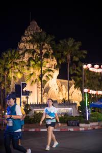 BIB: 938, 0778
                            <button type="button" onclick="openModal(15495579)" class="btn btn-primary btn-sm float-right btn-popup" data-toggle="modal" data-target=".modal-high-quality">
                        <i class="fas fa-shopping-cart"></i> Add to Cart
                    </button>
                                            <button type="button" onclick="isThisMe(15495579, true)" class="btn btn-success btn-sm float-right btn-popup btn-isme hidden" data-toggle="tooltip" data-placement="bottom" title="นี่คือรูปของคุณใช่ไหม คลิกที่นี่เพื่อเอาเข้าอัลบั้ม">
                        <i class="fas fa-plus"></i> Add to album
                    </button>
                    <button type="button" onclick="isThisMe(15495579, false)" class="btn btn-warning btn-sm float-right btn-popup btn-isnotme hidden">
                        <i class="fas fa-ban"></i> Remove from album
                    </button>