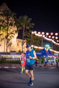 BIB: 0994
                            <button type="button" onclick="openModal(15178075)" class="btn btn-primary btn-sm float-right btn-popup" data-toggle="modal" data-target=".modal-high-quality">
                        <i class="fas fa-shopping-cart"></i> Add to Cart
                    </button>
                                            <button type="button" onclick="isThisMe(15178075, true)" class="btn btn-success btn-sm float-right btn-popup btn-isme hidden" data-toggle="tooltip" data-placement="bottom" title="นี่คือรูปของคุณใช่ไหม คลิกที่นี่เพื่อเอาเข้าอัลบั้ม">
                        <i class="fas fa-plus"></i> Add to album
                    </button>
                    <button type="button" onclick="isThisMe(15178075, false)" class="btn btn-warning btn-sm float-right btn-popup btn-isnotme hidden">
                        <i class="fas fa-ban"></i> Remove from album
                    </button>