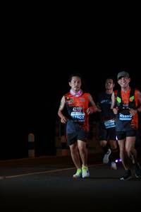 BIB: 42195, 17207, 0326
                            <button type="button" onclick="openModal(14362686)" class="btn btn-primary btn-sm float-right btn-popup" data-toggle="modal" data-target=".modal-high-quality">
                        <i class="fas fa-shopping-cart"></i> Add to Cart
                    </button>
                                            <button type="button" onclick="isThisMe(14362686, true)" class="btn btn-success btn-sm float-right btn-popup btn-isme hidden" data-toggle="tooltip" data-placement="bottom" title="นี่คือรูปของคุณใช่ไหม คลิกที่นี่เพื่อเอาเข้าอัลบั้ม">
                        <i class="fas fa-plus"></i> Add to album
                    </button>
                    <button type="button" onclick="isThisMe(14362686, false)" class="btn btn-warning btn-sm float-right btn-popup btn-isnotme hidden">
                        <i class="fas fa-ban"></i> Remove from album
                    </button>