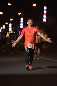 BIB: 20180
                            <button type="button" onclick="openModal(14780680)" class="btn btn-primary btn-sm float-right btn-popup" data-toggle="modal" data-target=".modal-high-quality">
                        <i class="fas fa-shopping-cart"></i> Add to Cart
                    </button>
                                            <button type="button" onclick="isThisMe(14780680, true)" class="btn btn-success btn-sm float-right btn-popup btn-isme hidden" data-toggle="tooltip" data-placement="bottom" title="นี่คือรูปของคุณใช่ไหม คลิกที่นี่เพื่อเอาเข้าอัลบั้ม">
                        <i class="fas fa-plus"></i> Add to album
                    </button>
                    <button type="button" onclick="isThisMe(14780680, false)" class="btn btn-warning btn-sm float-right btn-popup btn-isnotme hidden">
                        <i class="fas fa-ban"></i> Remove from album
                    </button>