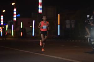 BIB: 7641, 3833
                            <button type="button" onclick="openModal(14650878)" class="btn btn-primary btn-sm float-right btn-popup" data-toggle="modal" data-target=".modal-high-quality">
                        <i class="fas fa-shopping-cart"></i> Add to Cart
                    </button>
                                            <button type="button" onclick="isThisMe(14650878, true)" class="btn btn-success btn-sm float-right btn-popup btn-isme hidden" data-toggle="tooltip" data-placement="bottom" title="นี่คือรูปของคุณใช่ไหม คลิกที่นี่เพื่อเอาเข้าอัลบั้ม">
                        <i class="fas fa-plus"></i> Add to album
                    </button>
                    <button type="button" onclick="isThisMe(14650878, false)" class="btn btn-warning btn-sm float-right btn-popup btn-isnotme hidden">
                        <i class="fas fa-ban"></i> Remove from album
                    </button>