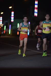 BIB: 050
                            <button type="button" onclick="openModal(14691760)" class="btn btn-primary btn-sm float-right btn-popup" data-toggle="modal" data-target=".modal-high-quality">
                        <i class="fas fa-shopping-cart"></i> Add to Cart
                    </button>
                                            <button type="button" onclick="isThisMe(14691760, true)" class="btn btn-success btn-sm float-right btn-popup btn-isme hidden" data-toggle="tooltip" data-placement="bottom" title="นี่คือรูปของคุณใช่ไหม คลิกที่นี่เพื่อเอาเข้าอัลบั้ม">
                        <i class="fas fa-plus"></i> Add to album
                    </button>
                    <button type="button" onclick="isThisMe(14691760, false)" class="btn btn-warning btn-sm float-right btn-popup btn-isnotme hidden">
                        <i class="fas fa-ban"></i> Remove from album
                    </button>
