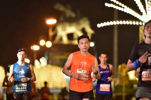 BIB: 271, 0060, 21768, 40402
                            <button type="button" onclick="openModal(14133292)" class="btn btn-primary btn-sm float-right btn-popup" data-toggle="modal" data-target=".modal-high-quality">
                        <i class="fas fa-shopping-cart"></i> Add to Cart
                    </button>
                                            <button type="button" onclick="isThisMe(14133292, true)" class="btn btn-success btn-sm float-right btn-popup btn-isme hidden" data-toggle="tooltip" data-placement="bottom" title="นี่คือรูปของคุณใช่ไหม คลิกที่นี่เพื่อเอาเข้าอัลบั้ม">
                        <i class="fas fa-plus"></i> Add to album
                    </button>
                    <button type="button" onclick="isThisMe(14133292, false)" class="btn btn-warning btn-sm float-right btn-popup btn-isnotme hidden">
                        <i class="fas fa-ban"></i> Remove from album
                    </button>