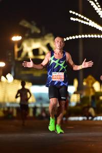 BIB: 20915
                            <button type="button" onclick="openModal(14114832)" class="btn btn-primary btn-sm float-right btn-popup" data-toggle="modal" data-target=".modal-high-quality">
                        <i class="fas fa-shopping-cart"></i> Add to Cart
                    </button>
                                            <button type="button" onclick="isThisMe(14114832, true)" class="btn btn-success btn-sm float-right btn-popup btn-isme hidden" data-toggle="tooltip" data-placement="bottom" title="นี่คือรูปของคุณใช่ไหม คลิกที่นี่เพื่อเอาเข้าอัลบั้ม">
                        <i class="fas fa-plus"></i> Add to album
                    </button>
                    <button type="button" onclick="isThisMe(14114832, false)" class="btn btn-warning btn-sm float-right btn-popup btn-isnotme hidden">
                        <i class="fas fa-ban"></i> Remove from album
                    </button>