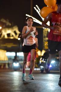 BIB: 22950
                            <button type="button" onclick="openModal(14111526)" class="btn btn-primary btn-sm float-right btn-popup" data-toggle="modal" data-target=".modal-high-quality">
                        <i class="fas fa-shopping-cart"></i> Add to Cart
                    </button>
                                            <button type="button" onclick="isThisMe(14111526, true)" class="btn btn-success btn-sm float-right btn-popup btn-isme hidden" data-toggle="tooltip" data-placement="bottom" title="นี่คือรูปของคุณใช่ไหม คลิกที่นี่เพื่อเอาเข้าอัลบั้ม">
                        <i class="fas fa-plus"></i> Add to album
                    </button>
                    <button type="button" onclick="isThisMe(14111526, false)" class="btn btn-warning btn-sm float-right btn-popup btn-isnotme hidden">
                        <i class="fas fa-ban"></i> Remove from album
                    </button>