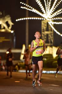 BIB: 2571
                            <button type="button" onclick="openModal(14115754)" class="btn btn-primary btn-sm float-right btn-popup" data-toggle="modal" data-target=".modal-high-quality">
                        <i class="fas fa-shopping-cart"></i> Add to Cart
                    </button>
                                            <button type="button" onclick="isThisMe(14115754, true)" class="btn btn-success btn-sm float-right btn-popup btn-isme hidden" data-toggle="tooltip" data-placement="bottom" title="นี่คือรูปของคุณใช่ไหม คลิกที่นี่เพื่อเอาเข้าอัลบั้ม">
                        <i class="fas fa-plus"></i> Add to album
                    </button>
                    <button type="button" onclick="isThisMe(14115754, false)" class="btn btn-warning btn-sm float-right btn-popup btn-isnotme hidden">
                        <i class="fas fa-ban"></i> Remove from album
                    </button>