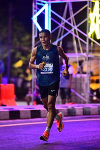 BIB: 0250
                            <button type="button" onclick="openModal(15385306)" class="btn btn-primary btn-sm float-right btn-popup" data-toggle="modal" data-target=".modal-high-quality">
                        <i class="fas fa-shopping-cart"></i> Add to Cart
                    </button>
                                            <button type="button" onclick="isThisMe(15385306, true)" class="btn btn-success btn-sm float-right btn-popup btn-isme hidden" data-toggle="tooltip" data-placement="bottom" title="นี่คือรูปของคุณใช่ไหม คลิกที่นี่เพื่อเอาเข้าอัลบั้ม">
                        <i class="fas fa-plus"></i> Add to album
                    </button>
                    <button type="button" onclick="isThisMe(15385306, false)" class="btn btn-warning btn-sm float-right btn-popup btn-isnotme hidden">
                        <i class="fas fa-ban"></i> Remove from album
                    </button>