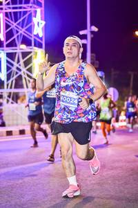 BIB: 40024
                            <button type="button" onclick="openModal(15790807)" class="btn btn-primary btn-sm float-right btn-popup" data-toggle="modal" data-target=".modal-high-quality">
                        <i class="fas fa-shopping-cart"></i> Add to Cart
                    </button>
                                            <button type="button" onclick="isThisMe(15790807, true)" class="btn btn-success btn-sm float-right btn-popup btn-isme hidden" data-toggle="tooltip" data-placement="bottom" title="นี่คือรูปของคุณใช่ไหม คลิกที่นี่เพื่อเอาเข้าอัลบั้ม">
                        <i class="fas fa-plus"></i> Add to album
                    </button>
                    <button type="button" onclick="isThisMe(15790807, false)" class="btn btn-warning btn-sm float-right btn-popup btn-isnotme hidden">
                        <i class="fas fa-ban"></i> Remove from album
                    </button>