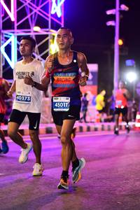 BIB: 40373, 45011
                            <button type="button" onclick="openModal(15378547)" class="btn btn-primary btn-sm float-right btn-popup" data-toggle="modal" data-target=".modal-high-quality">
                        <i class="fas fa-shopping-cart"></i> Add to Cart
                    </button>
                                            <button type="button" onclick="isThisMe(15378547, true)" class="btn btn-success btn-sm float-right btn-popup btn-isme hidden" data-toggle="tooltip" data-placement="bottom" title="นี่คือรูปของคุณใช่ไหม คลิกที่นี่เพื่อเอาเข้าอัลบั้ม">
                        <i class="fas fa-plus"></i> Add to album
                    </button>
                    <button type="button" onclick="isThisMe(15378547, false)" class="btn btn-warning btn-sm float-right btn-popup btn-isnotme hidden">
                        <i class="fas fa-ban"></i> Remove from album
                    </button>