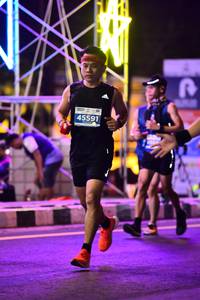 BIB: 45591
                            <button type="button" onclick="openModal(15381107)" class="btn btn-primary btn-sm float-right btn-popup" data-toggle="modal" data-target=".modal-high-quality">
                        <i class="fas fa-shopping-cart"></i> Add to Cart
                    </button>
                                            <button type="button" onclick="isThisMe(15381107, true)" class="btn btn-success btn-sm float-right btn-popup btn-isme hidden" data-toggle="tooltip" data-placement="bottom" title="นี่คือรูปของคุณใช่ไหม คลิกที่นี่เพื่อเอาเข้าอัลบั้ม">
                        <i class="fas fa-plus"></i> Add to album
                    </button>
                    <button type="button" onclick="isThisMe(15381107, false)" class="btn btn-warning btn-sm float-right btn-popup btn-isnotme hidden">
                        <i class="fas fa-ban"></i> Remove from album
                    </button>