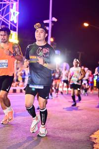 BIB: 5366
                            <button type="button" onclick="openModal(15799359)" class="btn btn-primary btn-sm float-right btn-popup" data-toggle="modal" data-target=".modal-high-quality">
                        <i class="fas fa-shopping-cart"></i> Add to Cart
                    </button>
                                            <button type="button" onclick="isThisMe(15799359, true)" class="btn btn-success btn-sm float-right btn-popup btn-isme hidden" data-toggle="tooltip" data-placement="bottom" title="นี่คือรูปของคุณใช่ไหม คลิกที่นี่เพื่อเอาเข้าอัลบั้ม">
                        <i class="fas fa-plus"></i> Add to album
                    </button>
                    <button type="button" onclick="isThisMe(15799359, false)" class="btn btn-warning btn-sm float-right btn-popup btn-isnotme hidden">
                        <i class="fas fa-ban"></i> Remove from album
                    </button>