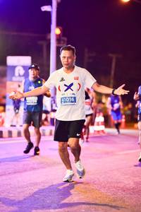 BIB: 41016
                            <button type="button" onclick="openModal(15798667)" class="btn btn-primary btn-sm float-right btn-popup" data-toggle="modal" data-target=".modal-high-quality">
                        <i class="fas fa-shopping-cart"></i> Add to Cart
                    </button>
                                            <button type="button" onclick="isThisMe(15798667, true)" class="btn btn-success btn-sm float-right btn-popup btn-isme hidden" data-toggle="tooltip" data-placement="bottom" title="นี่คือรูปของคุณใช่ไหม คลิกที่นี่เพื่อเอาเข้าอัลบั้ม">
                        <i class="fas fa-plus"></i> Add to album
                    </button>
                    <button type="button" onclick="isThisMe(15798667, false)" class="btn btn-warning btn-sm float-right btn-popup btn-isnotme hidden">
                        <i class="fas fa-ban"></i> Remove from album
                    </button>