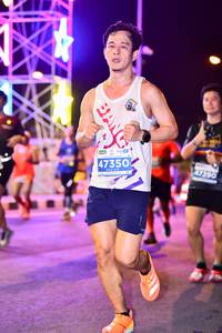 BIB: 47350, 47290
                            <button type="button" onclick="openModal(15799228)" class="btn btn-primary btn-sm float-right btn-popup" data-toggle="modal" data-target=".modal-high-quality">
                        <i class="fas fa-shopping-cart"></i> Add to Cart
                    </button>
                                            <button type="button" onclick="isThisMe(15799228, true)" class="btn btn-success btn-sm float-right btn-popup btn-isme hidden" data-toggle="tooltip" data-placement="bottom" title="นี่คือรูปของคุณใช่ไหม คลิกที่นี่เพื่อเอาเข้าอัลบั้ม">
                        <i class="fas fa-plus"></i> Add to album
                    </button>
                    <button type="button" onclick="isThisMe(15799228, false)" class="btn btn-warning btn-sm float-right btn-popup btn-isnotme hidden">
                        <i class="fas fa-ban"></i> Remove from album
                    </button>