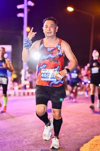 BIB: 4600, 110
                            <button type="button" onclick="openModal(15798483)" class="btn btn-primary btn-sm float-right btn-popup" data-toggle="modal" data-target=".modal-high-quality">
                        <i class="fas fa-shopping-cart"></i> Add to Cart
                    </button>
                                            <button type="button" onclick="isThisMe(15798483, true)" class="btn btn-success btn-sm float-right btn-popup btn-isme hidden" data-toggle="tooltip" data-placement="bottom" title="นี่คือรูปของคุณใช่ไหม คลิกที่นี่เพื่อเอาเข้าอัลบั้ม">
                        <i class="fas fa-plus"></i> Add to album
                    </button>
                    <button type="button" onclick="isThisMe(15798483, false)" class="btn btn-warning btn-sm float-right btn-popup btn-isnotme hidden">
                        <i class="fas fa-ban"></i> Remove from album
                    </button>