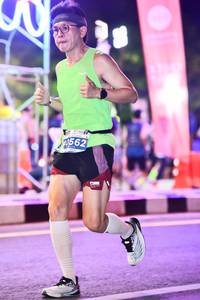 BIB: 0562
                            <button type="button" onclick="openModal(15798746)" class="btn btn-primary btn-sm float-right btn-popup" data-toggle="modal" data-target=".modal-high-quality">
                        <i class="fas fa-shopping-cart"></i> Add to Cart
                    </button>
                                            <button type="button" onclick="isThisMe(15798746, true)" class="btn btn-success btn-sm float-right btn-popup btn-isme hidden" data-toggle="tooltip" data-placement="bottom" title="นี่คือรูปของคุณใช่ไหม คลิกที่นี่เพื่อเอาเข้าอัลบั้ม">
                        <i class="fas fa-plus"></i> Add to album
                    </button>
                    <button type="button" onclick="isThisMe(15798746, false)" class="btn btn-warning btn-sm float-right btn-popup btn-isnotme hidden">
                        <i class="fas fa-ban"></i> Remove from album
                    </button>