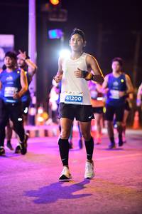 BIB: 41200
                            <button type="button" onclick="openModal(15454822)" class="btn btn-primary btn-sm float-right btn-popup" data-toggle="modal" data-target=".modal-high-quality">
                        <i class="fas fa-shopping-cart"></i> Add to Cart
                    </button>
                                            <button type="button" onclick="isThisMe(15454822, true)" class="btn btn-success btn-sm float-right btn-popup btn-isme hidden" data-toggle="tooltip" data-placement="bottom" title="นี่คือรูปของคุณใช่ไหม คลิกที่นี่เพื่อเอาเข้าอัลบั้ม">
                        <i class="fas fa-plus"></i> Add to album
                    </button>
                    <button type="button" onclick="isThisMe(15454822, false)" class="btn btn-warning btn-sm float-right btn-popup btn-isnotme hidden">
                        <i class="fas fa-ban"></i> Remove from album
                    </button>