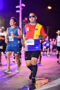 BIB: 0346, 88401
                            <button type="button" onclick="openModal(15808714)" class="btn btn-primary btn-sm float-right btn-popup" data-toggle="modal" data-target=".modal-high-quality">
                        <i class="fas fa-shopping-cart"></i> Add to Cart
                    </button>
                                            <button type="button" onclick="isThisMe(15808714, true)" class="btn btn-success btn-sm float-right btn-popup btn-isme hidden" data-toggle="tooltip" data-placement="bottom" title="นี่คือรูปของคุณใช่ไหม คลิกที่นี่เพื่อเอาเข้าอัลบั้ม">
                        <i class="fas fa-plus"></i> Add to album
                    </button>
                    <button type="button" onclick="isThisMe(15808714, false)" class="btn btn-warning btn-sm float-right btn-popup btn-isnotme hidden">
                        <i class="fas fa-ban"></i> Remove from album
                    </button>