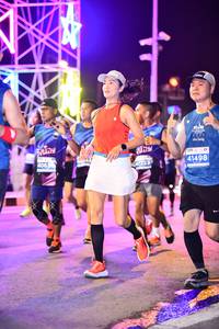 BIB: 406, 41498, 0223
                            <button type="button" onclick="openModal(15809008)" class="btn btn-primary btn-sm float-right btn-popup" data-toggle="modal" data-target=".modal-high-quality">
                        <i class="fas fa-shopping-cart"></i> Add to Cart
                    </button>
                                            <button type="button" onclick="isThisMe(15809008, true)" class="btn btn-success btn-sm float-right btn-popup btn-isme hidden" data-toggle="tooltip" data-placement="bottom" title="นี่คือรูปของคุณใช่ไหม คลิกที่นี่เพื่อเอาเข้าอัลบั้ม">
                        <i class="fas fa-plus"></i> Add to album
                    </button>
                    <button type="button" onclick="isThisMe(15809008, false)" class="btn btn-warning btn-sm float-right btn-popup btn-isnotme hidden">
                        <i class="fas fa-ban"></i> Remove from album
                    </button>