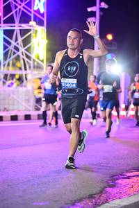 BIB: 91404
                            <button type="button" onclick="openModal(15805905)" class="btn btn-primary btn-sm float-right btn-popup" data-toggle="modal" data-target=".modal-high-quality">
                        <i class="fas fa-shopping-cart"></i> Add to Cart
                    </button>
                                            <button type="button" onclick="isThisMe(15805905, true)" class="btn btn-success btn-sm float-right btn-popup btn-isme hidden" data-toggle="tooltip" data-placement="bottom" title="นี่คือรูปของคุณใช่ไหม คลิกที่นี่เพื่อเอาเข้าอัลบั้ม">
                        <i class="fas fa-plus"></i> Add to album
                    </button>
                    <button type="button" onclick="isThisMe(15805905, false)" class="btn btn-warning btn-sm float-right btn-popup btn-isnotme hidden">
                        <i class="fas fa-ban"></i> Remove from album
                    </button>