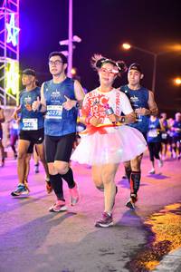 BIB: 40275, 8143
                            <button type="button" onclick="openModal(15805752)" class="btn btn-primary btn-sm float-right btn-popup" data-toggle="modal" data-target=".modal-high-quality">
                        <i class="fas fa-shopping-cart"></i> Add to Cart
                    </button>
                                            <button type="button" onclick="isThisMe(15805752, true)" class="btn btn-success btn-sm float-right btn-popup btn-isme hidden" data-toggle="tooltip" data-placement="bottom" title="นี่คือรูปของคุณใช่ไหม คลิกที่นี่เพื่อเอาเข้าอัลบั้ม">
                        <i class="fas fa-plus"></i> Add to album
                    </button>
                    <button type="button" onclick="isThisMe(15805752, false)" class="btn btn-warning btn-sm float-right btn-popup btn-isnotme hidden">
                        <i class="fas fa-ban"></i> Remove from album
                    </button>