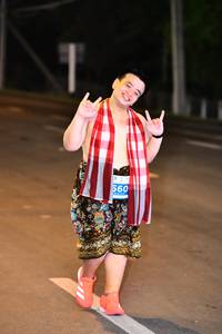 BIB: 560
                            <button type="button" onclick="openModal(15501123)" class="btn btn-primary btn-sm float-right btn-popup" data-toggle="modal" data-target=".modal-high-quality">
                        <i class="fas fa-shopping-cart"></i> Add to Cart
                    </button>
                                            <button type="button" onclick="isThisMe(15501123, true)" class="btn btn-success btn-sm float-right btn-popup btn-isme hidden" data-toggle="tooltip" data-placement="bottom" title="นี่คือรูปของคุณใช่ไหม คลิกที่นี่เพื่อเอาเข้าอัลบั้ม">
                        <i class="fas fa-plus"></i> Add to album
                    </button>
                    <button type="button" onclick="isThisMe(15501123, false)" class="btn btn-warning btn-sm float-right btn-popup btn-isnotme hidden">
                        <i class="fas fa-ban"></i> Remove from album
                    </button>