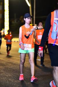 BIB: 2902
                            <button type="button" onclick="openModal(15511192)" class="btn btn-primary btn-sm float-right btn-popup" data-toggle="modal" data-target=".modal-high-quality">
                        <i class="fas fa-shopping-cart"></i> Add to Cart
                    </button>
                                            <button type="button" onclick="isThisMe(15511192, true)" class="btn btn-success btn-sm float-right btn-popup btn-isme hidden" data-toggle="tooltip" data-placement="bottom" title="นี่คือรูปของคุณใช่ไหม คลิกที่นี่เพื่อเอาเข้าอัลบั้ม">
                        <i class="fas fa-plus"></i> Add to album
                    </button>
                    <button type="button" onclick="isThisMe(15511192, false)" class="btn btn-warning btn-sm float-right btn-popup btn-isnotme hidden">
                        <i class="fas fa-ban"></i> Remove from album
                    </button>