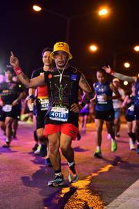 BIB: 424, 40131
                            <button type="button" onclick="openModal(14946919)" class="btn btn-primary btn-sm float-right btn-popup" data-toggle="modal" data-target=".modal-high-quality">
                        <i class="fas fa-shopping-cart"></i> Add to Cart
                    </button>
                                            <button type="button" onclick="isThisMe(14946919, true)" class="btn btn-success btn-sm float-right btn-popup btn-isme hidden" data-toggle="tooltip" data-placement="bottom" title="นี่คือรูปของคุณใช่ไหม คลิกที่นี่เพื่อเอาเข้าอัลบั้ม">
                        <i class="fas fa-plus"></i> Add to album
                    </button>
                    <button type="button" onclick="isThisMe(14946919, false)" class="btn btn-warning btn-sm float-right btn-popup btn-isnotme hidden">
                        <i class="fas fa-ban"></i> Remove from album
                    </button>