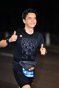 BIB: 4155
                            <button type="button" onclick="openModal(14986256)" class="btn btn-primary btn-sm float-right btn-popup" data-toggle="modal" data-target=".modal-high-quality">
                        <i class="fas fa-shopping-cart"></i> Add to Cart
                    </button>
                                            <button type="button" onclick="isThisMe(14986256, true)" class="btn btn-success btn-sm float-right btn-popup btn-isme hidden" data-toggle="tooltip" data-placement="bottom" title="นี่คือรูปของคุณใช่ไหม คลิกที่นี่เพื่อเอาเข้าอัลบั้ม">
                        <i class="fas fa-plus"></i> Add to album
                    </button>
                    <button type="button" onclick="isThisMe(14986256, false)" class="btn btn-warning btn-sm float-right btn-popup btn-isnotme hidden">
                        <i class="fas fa-ban"></i> Remove from album
                    </button>