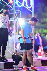 BIB: 7640
                            <button type="button" onclick="openModal(14980872)" class="btn btn-primary btn-sm float-right btn-popup" data-toggle="modal" data-target=".modal-high-quality">
                        <i class="fas fa-shopping-cart"></i> Add to Cart
                    </button>
                                            <button type="button" onclick="isThisMe(14980872, true)" class="btn btn-success btn-sm float-right btn-popup btn-isme hidden" data-toggle="tooltip" data-placement="bottom" title="นี่คือรูปของคุณใช่ไหม คลิกที่นี่เพื่อเอาเข้าอัลบั้ม">
                        <i class="fas fa-plus"></i> Add to album
                    </button>
                    <button type="button" onclick="isThisMe(14980872, false)" class="btn btn-warning btn-sm float-right btn-popup btn-isnotme hidden">
                        <i class="fas fa-ban"></i> Remove from album
                    </button>