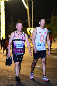 BIB: 292, 40377
                            <button type="button" onclick="openModal(13721843)" class="btn btn-primary btn-sm float-right btn-popup" data-toggle="modal" data-target=".modal-high-quality">
                        <i class="fas fa-shopping-cart"></i> Add to Cart
                    </button>
                                            <button type="button" onclick="isThisMe(13721843, true)" class="btn btn-success btn-sm float-right btn-popup btn-isme hidden" data-toggle="tooltip" data-placement="bottom" title="นี่คือรูปของคุณใช่ไหม คลิกที่นี่เพื่อเอาเข้าอัลบั้ม">
                        <i class="fas fa-plus"></i> Add to album
                    </button>
                    <button type="button" onclick="isThisMe(13721843, false)" class="btn btn-warning btn-sm float-right btn-popup btn-isnotme hidden">
                        <i class="fas fa-ban"></i> Remove from album
                    </button>