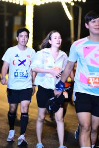 BIB: 459, 4330
                            <button type="button" onclick="openModal(13720344)" class="btn btn-primary btn-sm float-right btn-popup" data-toggle="modal" data-target=".modal-high-quality">
                        <i class="fas fa-shopping-cart"></i> Add to Cart
                    </button>
                                            <button type="button" onclick="isThisMe(13720344, true)" class="btn btn-success btn-sm float-right btn-popup btn-isme hidden" data-toggle="tooltip" data-placement="bottom" title="นี่คือรูปของคุณใช่ไหม คลิกที่นี่เพื่อเอาเข้าอัลบั้ม">
                        <i class="fas fa-plus"></i> Add to album
                    </button>
                    <button type="button" onclick="isThisMe(13720344, false)" class="btn btn-warning btn-sm float-right btn-popup btn-isnotme hidden">
                        <i class="fas fa-ban"></i> Remove from album
                    </button>