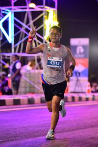 BIB: 41113
                            <button type="button" onclick="openModal(13722157)" class="btn btn-primary btn-sm float-right btn-popup" data-toggle="modal" data-target=".modal-high-quality">
                        <i class="fas fa-shopping-cart"></i> Add to Cart
                    </button>
                                            <button type="button" onclick="isThisMe(13722157, true)" class="btn btn-success btn-sm float-right btn-popup btn-isme hidden" data-toggle="tooltip" data-placement="bottom" title="นี่คือรูปของคุณใช่ไหม คลิกที่นี่เพื่อเอาเข้าอัลบั้ม">
                        <i class="fas fa-plus"></i> Add to album
                    </button>
                    <button type="button" onclick="isThisMe(13722157, false)" class="btn btn-warning btn-sm float-right btn-popup btn-isnotme hidden">
                        <i class="fas fa-ban"></i> Remove from album
                    </button>