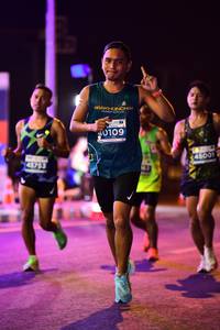 BIB: 40109, 45001, 43753
                            <button type="button" onclick="openModal(13756240)" class="btn btn-primary btn-sm float-right btn-popup" data-toggle="modal" data-target=".modal-high-quality">
                        <i class="fas fa-shopping-cart"></i> Add to Cart
                    </button>
                                            <button type="button" onclick="isThisMe(13756240, true)" class="btn btn-success btn-sm float-right btn-popup btn-isme hidden" data-toggle="tooltip" data-placement="bottom" title="นี่คือรูปของคุณใช่ไหม คลิกที่นี่เพื่อเอาเข้าอัลบั้ม">
                        <i class="fas fa-plus"></i> Add to album
                    </button>
                    <button type="button" onclick="isThisMe(13756240, false)" class="btn btn-warning btn-sm float-right btn-popup btn-isnotme hidden">
                        <i class="fas fa-ban"></i> Remove from album
                    </button>