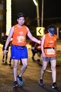 BIB: 404, 47581
                            <button type="button" onclick="openModal(13720594)" class="btn btn-primary btn-sm float-right btn-popup" data-toggle="modal" data-target=".modal-high-quality">
                        <i class="fas fa-shopping-cart"></i> Add to Cart
                    </button>
                                            <button type="button" onclick="isThisMe(13720594, true)" class="btn btn-success btn-sm float-right btn-popup btn-isme hidden" data-toggle="tooltip" data-placement="bottom" title="นี่คือรูปของคุณใช่ไหม คลิกที่นี่เพื่อเอาเข้าอัลบั้ม">
                        <i class="fas fa-plus"></i> Add to album
                    </button>
                    <button type="button" onclick="isThisMe(13720594, false)" class="btn btn-warning btn-sm float-right btn-popup btn-isnotme hidden">
                        <i class="fas fa-ban"></i> Remove from album
                    </button>