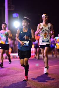 BIB: 41493, 487
                            <button type="button" onclick="openModal(13760570)" class="btn btn-primary btn-sm float-right btn-popup" data-toggle="modal" data-target=".modal-high-quality">
                        <i class="fas fa-shopping-cart"></i> Add to Cart
                    </button>
                                            <button type="button" onclick="isThisMe(13760570, true)" class="btn btn-success btn-sm float-right btn-popup btn-isme hidden" data-toggle="tooltip" data-placement="bottom" title="นี่คือรูปของคุณใช่ไหม คลิกที่นี่เพื่อเอาเข้าอัลบั้ม">
                        <i class="fas fa-plus"></i> Add to album
                    </button>
                    <button type="button" onclick="isThisMe(13760570, false)" class="btn btn-warning btn-sm float-right btn-popup btn-isnotme hidden">
                        <i class="fas fa-ban"></i> Remove from album
                    </button>