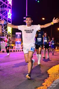 BIB: 81409, 411
                            <button type="button" onclick="openModal(13760326)" class="btn btn-primary btn-sm float-right btn-popup" data-toggle="modal" data-target=".modal-high-quality">
                        <i class="fas fa-shopping-cart"></i> Add to Cart
                    </button>
                                            <button type="button" onclick="isThisMe(13760326, true)" class="btn btn-success btn-sm float-right btn-popup btn-isme hidden" data-toggle="tooltip" data-placement="bottom" title="นี่คือรูปของคุณใช่ไหม คลิกที่นี่เพื่อเอาเข้าอัลบั้ม">
                        <i class="fas fa-plus"></i> Add to album
                    </button>
                    <button type="button" onclick="isThisMe(13760326, false)" class="btn btn-warning btn-sm float-right btn-popup btn-isnotme hidden">
                        <i class="fas fa-ban"></i> Remove from album
                    </button>